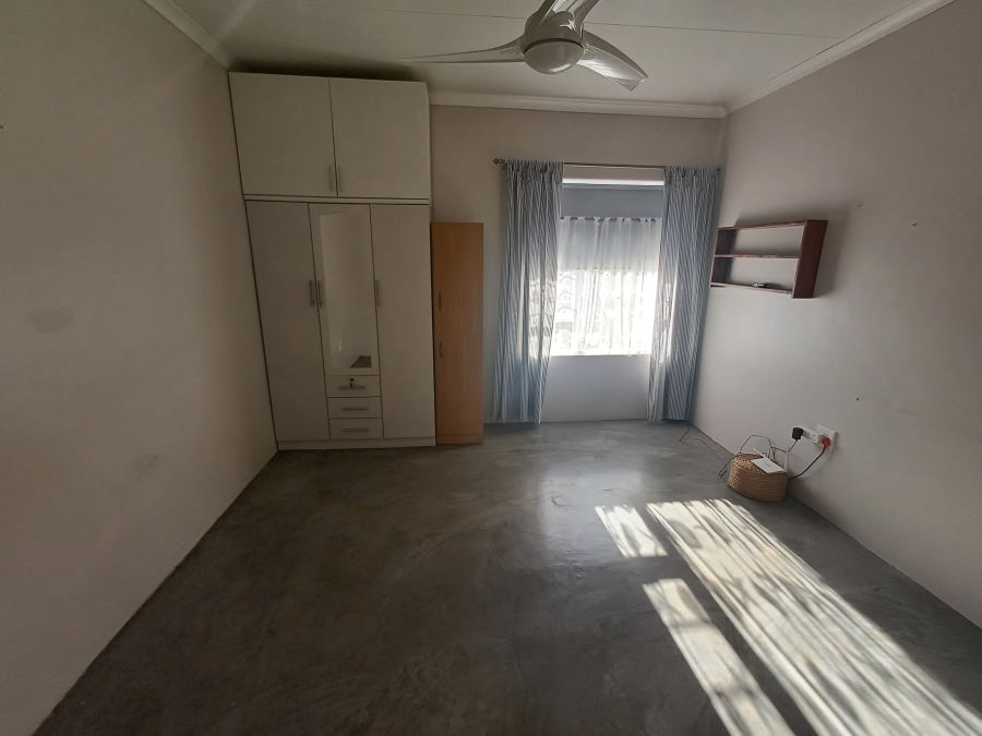 To Let 2 Bedroom Property for Rent in Oceanview Heights Western Cape